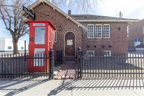 2224 2 Avenue  For Sale