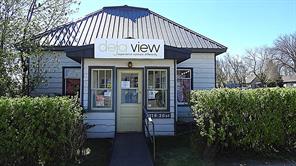 2219 20 Street  For Sale